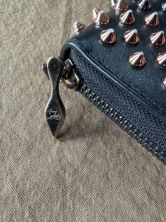 Christian Louboutin Black leather Panettone studded wallett - Picture 3 of 8